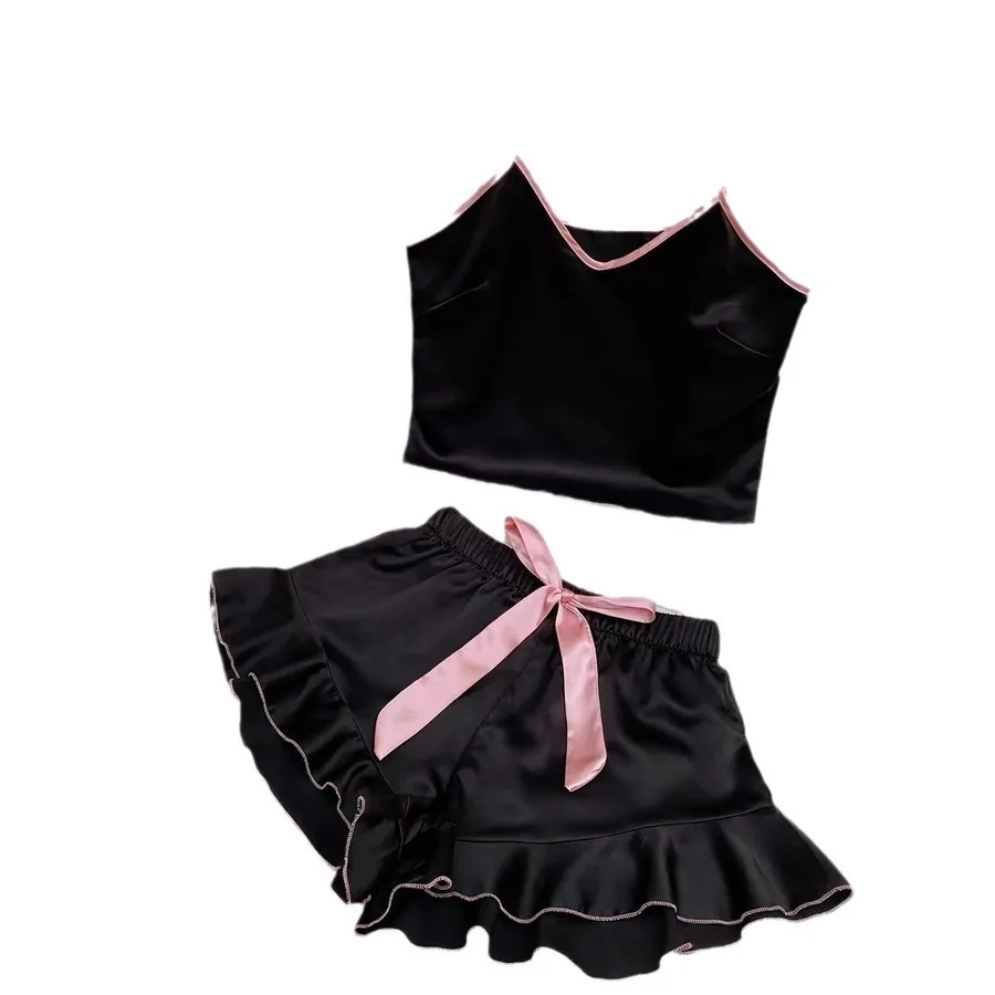 Conjunto de lounge de verão com alças e shorts
