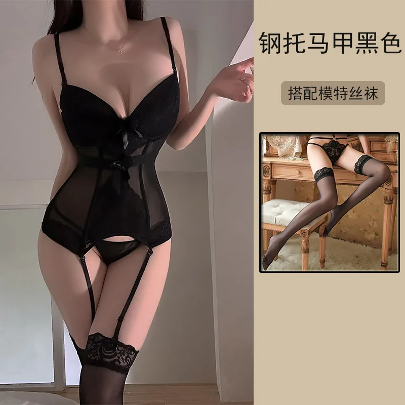 Bustier corset en dentelle et résille