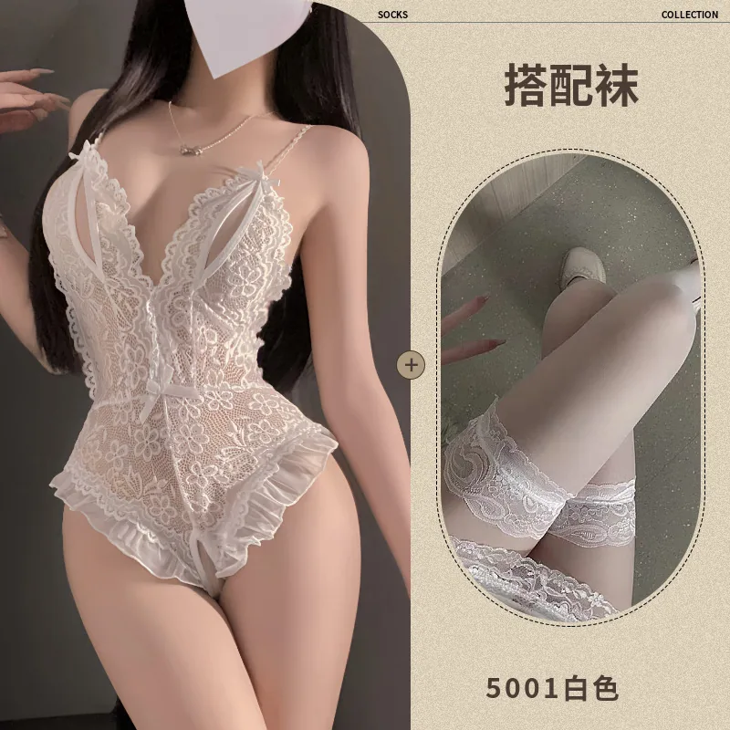 Set lingerie body in pizzo con ritagli