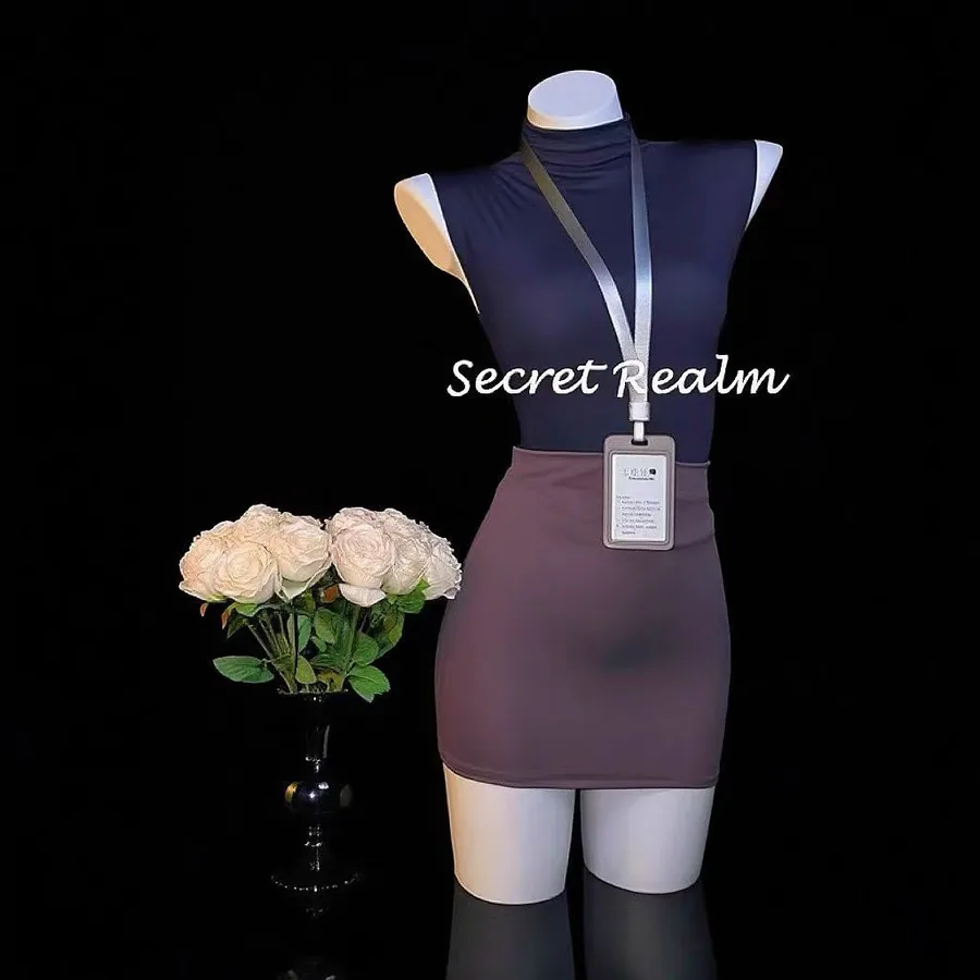 Conjunto de top sin mangas y falda de talle alto