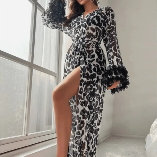 Conjunto de bata casual y camisón estampado leopardo