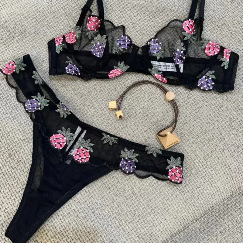 Conjunto de Sutiã de Renda Abacaxi com Malha Ultra Transparente