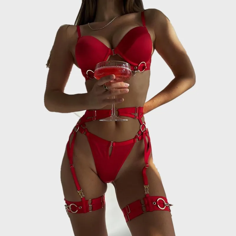 Vierteiliges Lingerie-Set im Punk-Stil mit Trägern