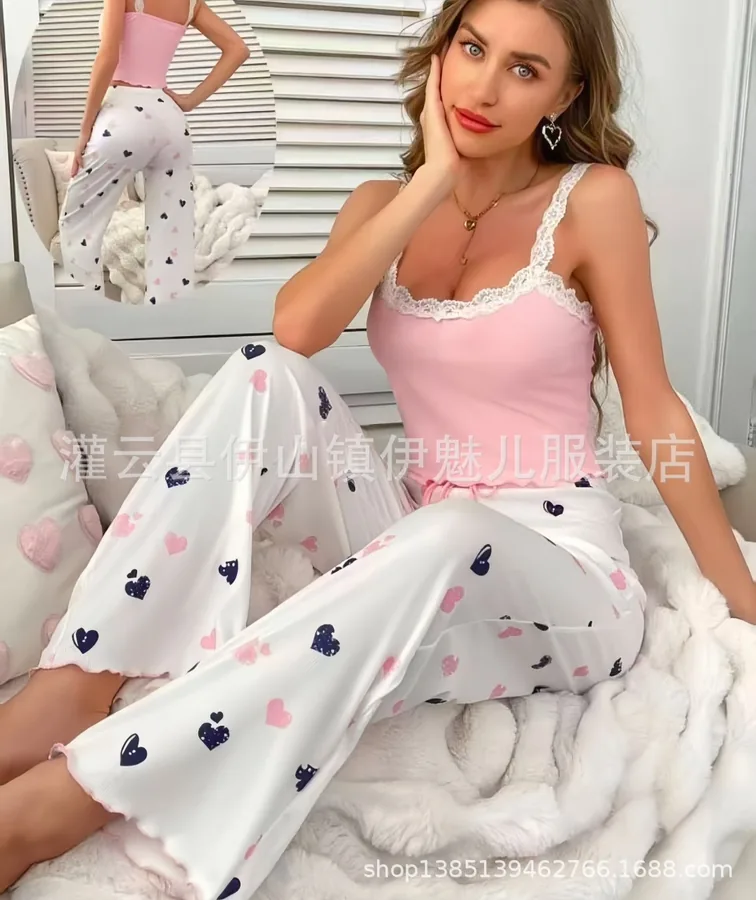 Ensemble pyjama caraco et short à fleurs