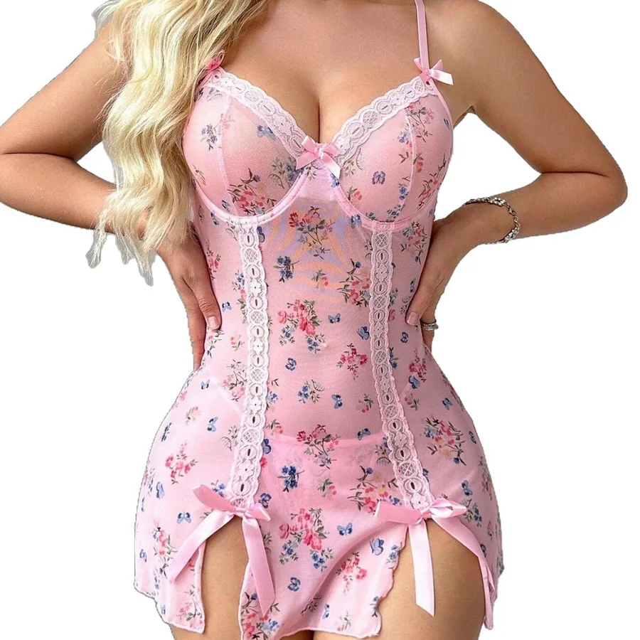 Ensemble caraco et string en dentelle fleurie