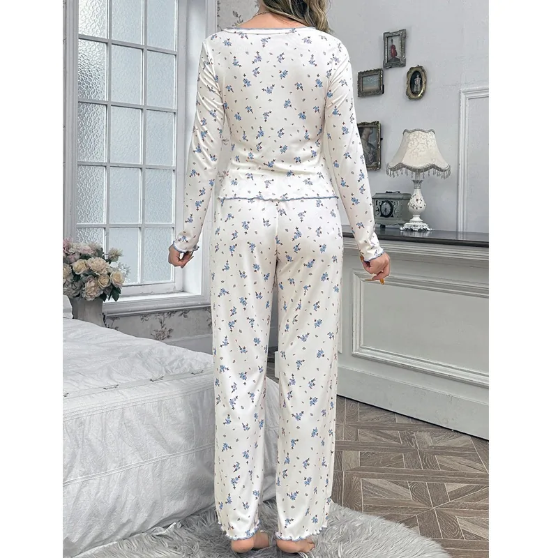 Conjunto de pijama floral de manga longa com decote em V