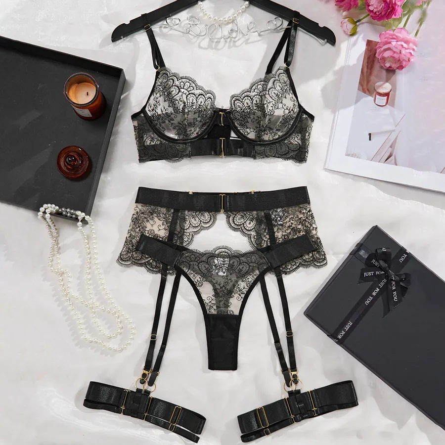Black / nude
