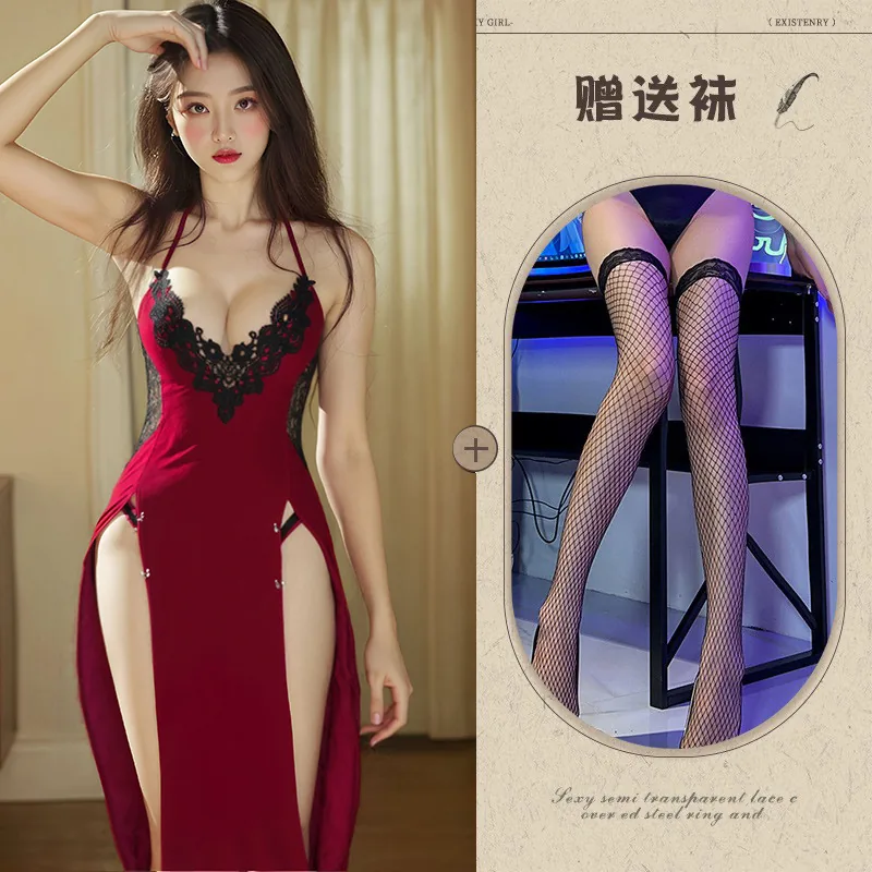 Sammetsklänning i qipao-stil med djup V-ringning